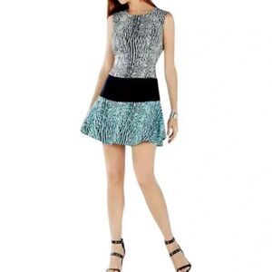 BCBGMAXAZRIA Lillian Animal Print Mini Dress.Size 4